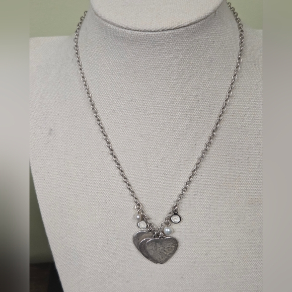 American Eagle Freshwater Pearl and Hammered Silvertone Heart Necklace - Picture 2 of 6